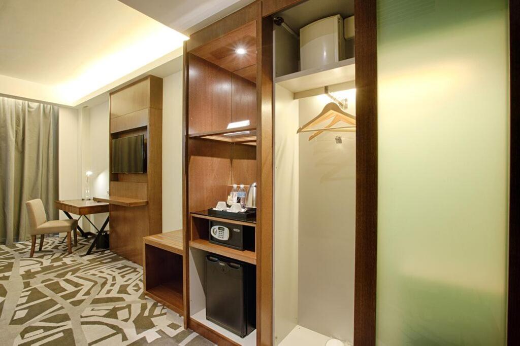 Wp Hotel Куала Лумпур Екстериор снимка