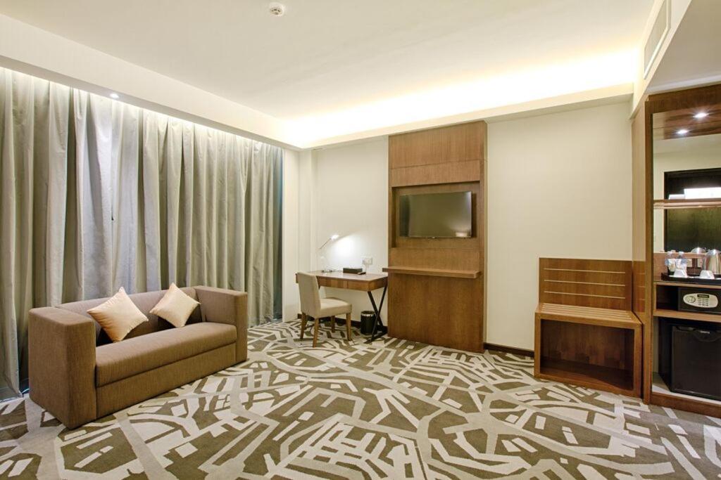 Wp Hotel Куала Лумпур Екстериор снимка