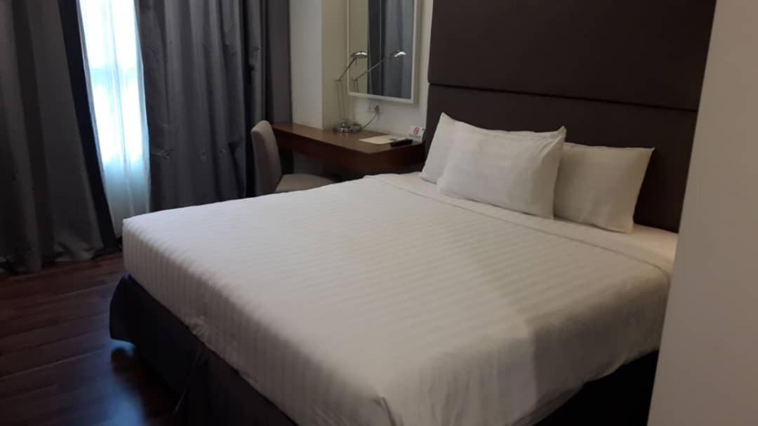 Wp Hotel Куала Лумпур Екстериор снимка