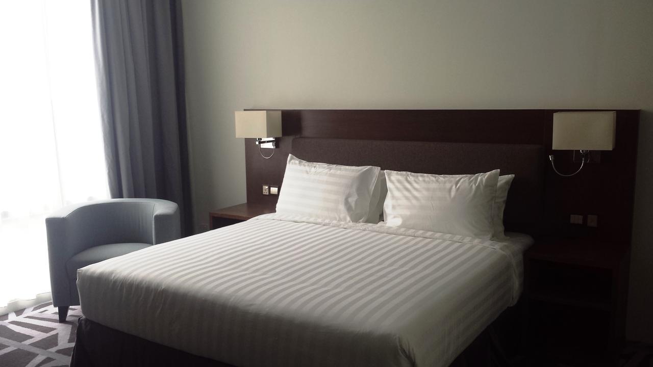 Wp Hotel Куала Лумпур Екстериор снимка