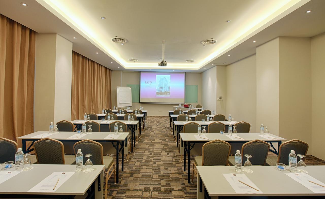 Wp Hotel Куала Лумпур Екстериор снимка
